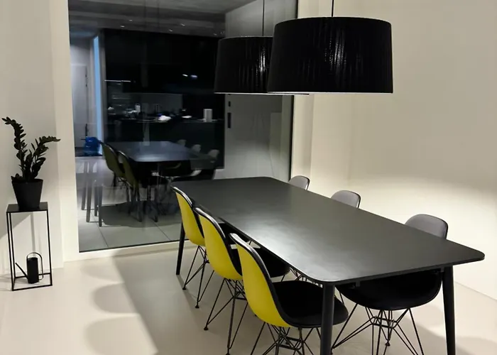 Design Flat Hidden Pearl Apartment *